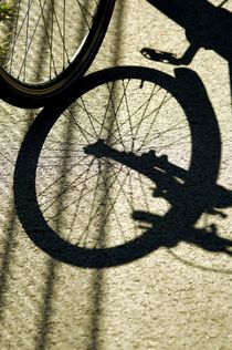 bike and shadow 9 - Rad und Schatten 9 von mateart