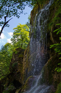 Wasserfall by lisa-glueck