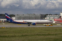 Aeroflot Airbus A321 by kunertus