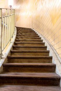 Stairwell by kunertus