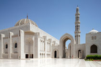 Sultan Qaboos Grand Mosque Muscat by Norbert Probst
