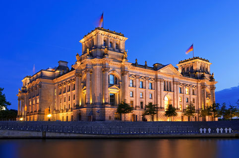Reichstag-berlin-night