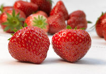 fresh strawberry von Bombaert Patrick