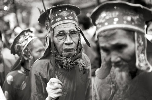 026-buddhistische-zeremonie-hanoi-vietnam