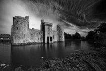 Bodiam Castle by Chris R. Hasenbichler