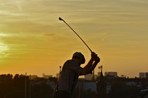 Urban Golf II von Simone Wilczek