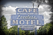 Loveless Cafe Motel Road Sign von Matilde Simas