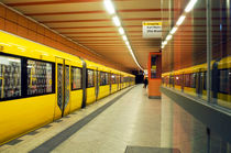 U-Bahnhof - Schillingstrasse - Berlin von captainsilva
