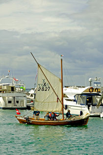 Leaving Yarmouth Under Sail by Rod Johnson