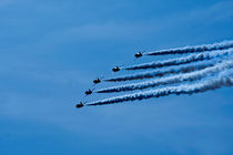 Red Arrows 3 by Steve Ball