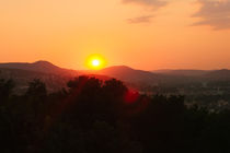 Sunset Hills von Patrycja Polechonska