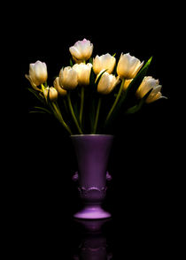 Still Life - White Tulips 2 von Jon Woodhams
