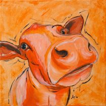 the orange Cow "Elsa" von Annett Tropschug
