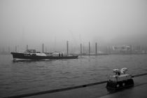 Hamburg im Nebel II by Simone Jahnke