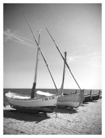 boats on the beach von Thomas Ferraz Nagl
