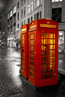 London phone boxes by tfotodesign