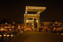 Amsterdam by night von B. de Velde