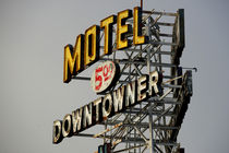  Downtowner Motel  by Rob Hawkins