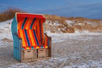 Strandkorb am verschneiten Strand by Fotos von Föhr Konstantin Articus