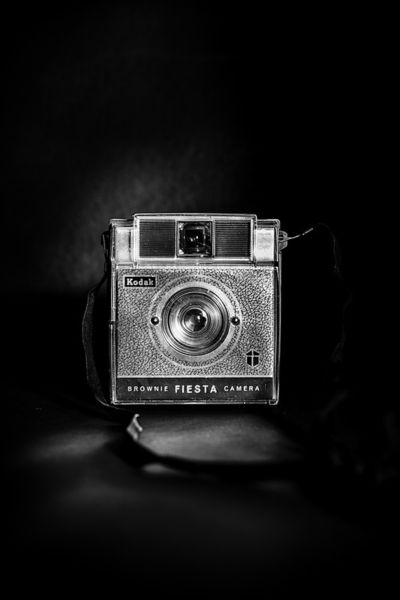 Studio-shots-old-cameras-thread-026-moodyb-and-w