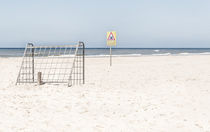 Beach by Vera Kämpfe