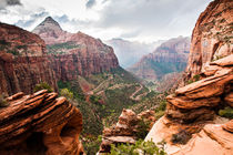 View over the valley of Zion National Park by Johannes Elze