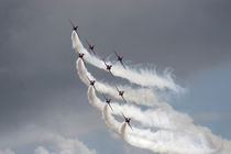 Red Arrows 10 by Steve Ball