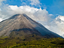 Arenal Volcano Costa Rica von Jim DeLillo