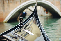 Venetian gondola. Italy von Tania Lerro