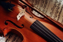 Alte Violine von Oliver Helbig