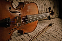 Violine by Oliver Helbig