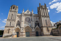 Cathedral St. Pierre by safaribears