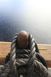 Belaying pin on a tall ship and calm blue sea by Intensivelight Panorama-Edition