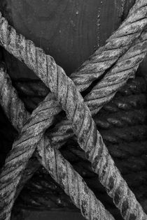 Ropes tied around the mast von Intensivelight Panorama-Edition