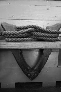 Belaying pins on a tall ship with ropes von Intensivelight Panorama-Edition