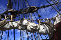 Reefed sails on a tall ship von Intensivelight Panorama-Edition