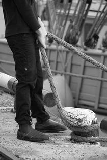 Sailor holding a rope by Intensivelight Panorama-Edition