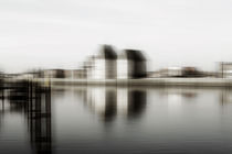 Gespiegelter Hafen  by Bastian  Kienitz