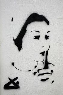 psst! - berlin street art - unknown artist / künstler unbekannt von mateart