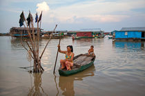 Residents, Tonlé Sap by Tasha Komery