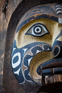 Totem, Vancouver, Canada von Tasha Komery