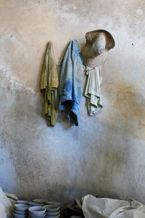 A potter's closet, Fez von Tasha Komery