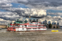 The Dixie Queen Paddle Steamer by David Pyatt