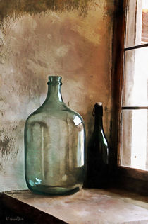 Bottle in the side light. by Wolfgang Pfensig