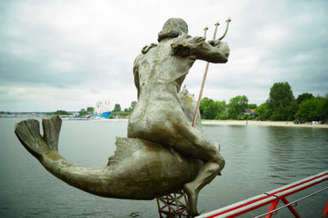 Neptunskulpturschmarlwarnowiga-park
