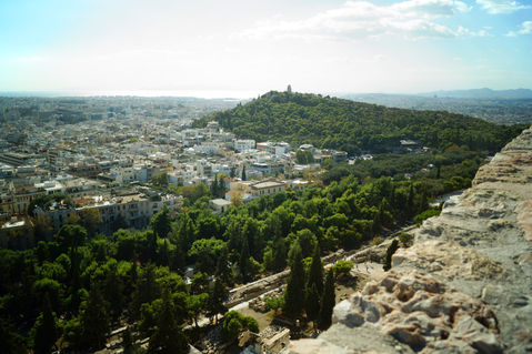Athen-blick-von-akropolis-zum-meer