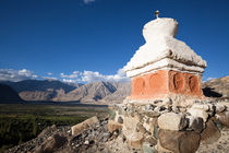 Buddhist Stupas, Nubrah Valley, Ladakh 3 von studio-octavio