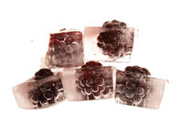 Eiskalte Brombeeren - Icecold blackberrys 2.1 by Marc Heiligenstein