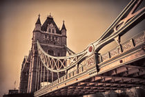 Tower Bridge, London by Graham Prentice