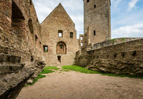 Burg Lichtenberg - Palas 3 by Erhard Hess
